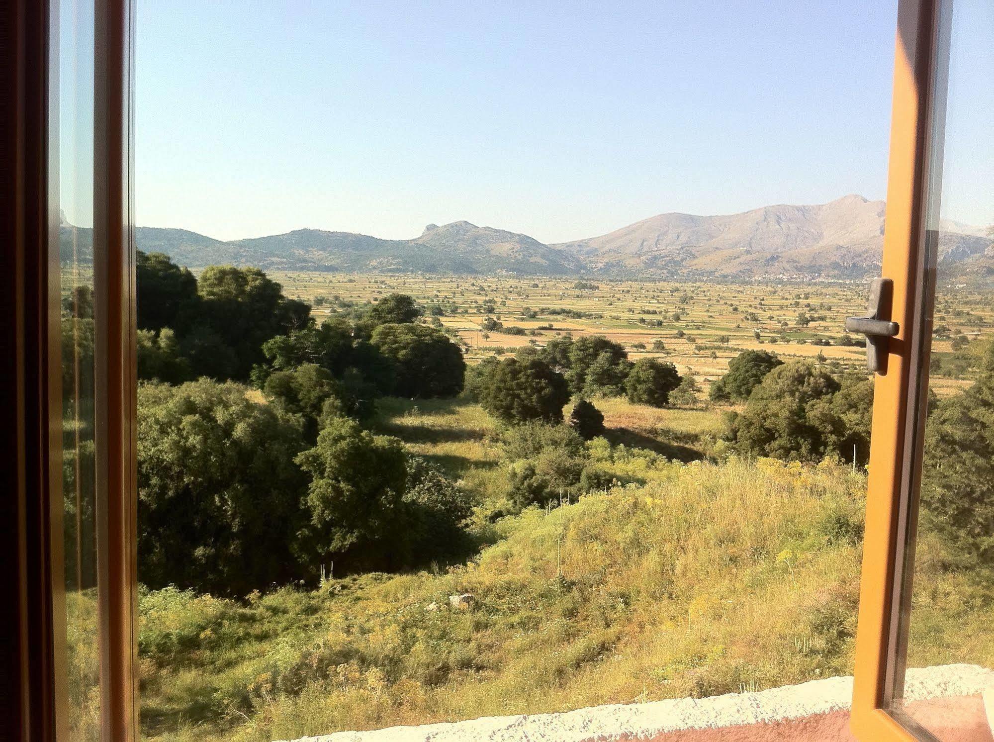 Dionysus Lasithi Plateau Magulász Kültér fotó